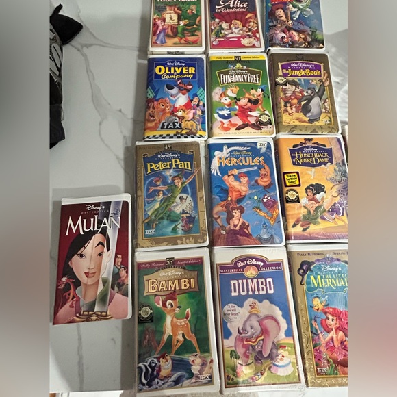 Brand new sealed Walt Disney VHS tapes - Picture 5 of 7